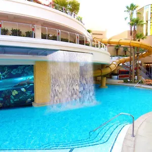 Golden Nugget & Casino Semesteranläggning (resort)