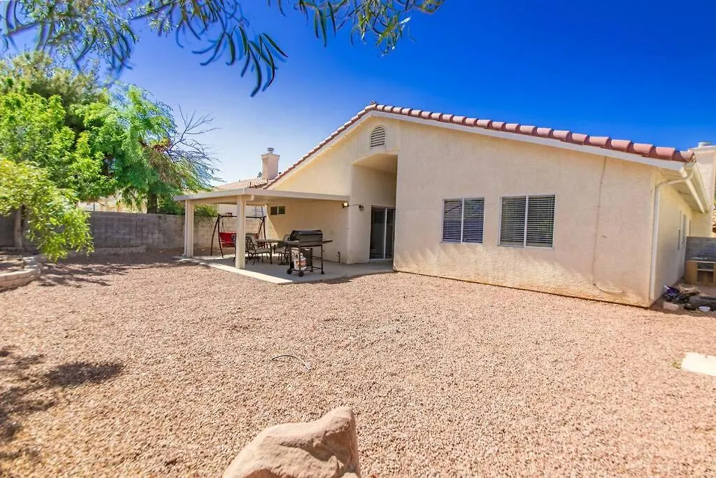 Beautiful Las Vegas Home 0*,